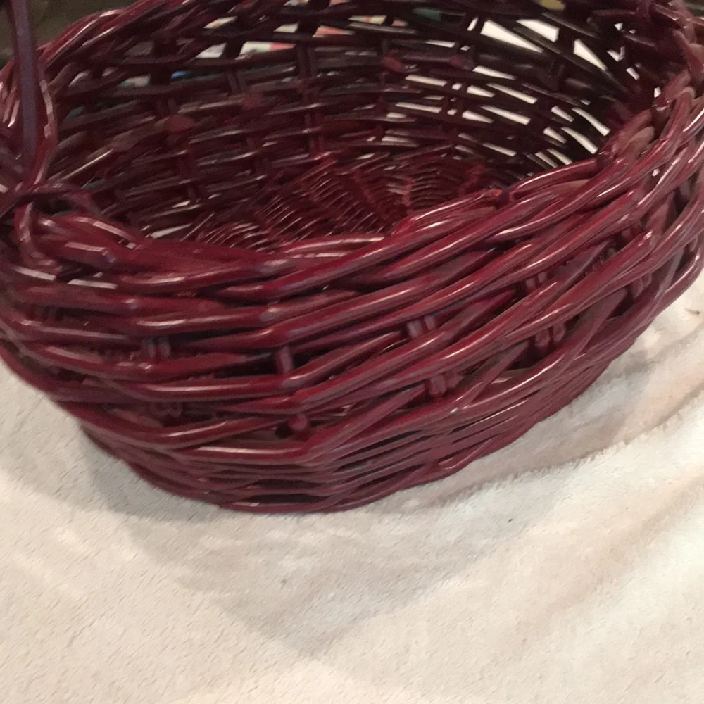 Basket Burgundy with Handle